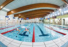 Informacje: Basen w wakacje