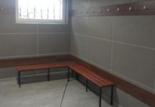 Remont szatni na stadionie