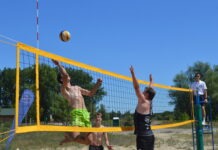 WYNIKI: I Turniej Piłki Plażowej